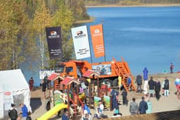 КАМАЗ-джакузи стал изюминкой зимнего фестиваля для моржей в Кургане