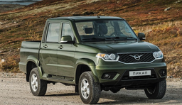 УАЗ провалился: на рынке пикапов отечественная марка скатилась на пятое место