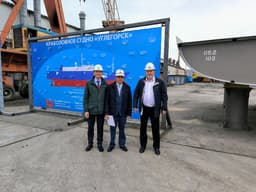 На Находкинском судоремонтном заводе началось строительство краболова «Углегорск»