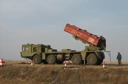 Бросит вызов американской HIMARS: новейшая РСЗО «Ураган-1М» устроит контрбатарейную «взбучку»