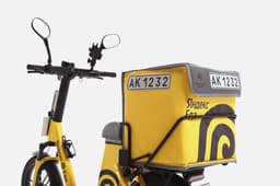 Яндекс начал оснащать курьеров новыми электровелосипедами