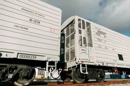 Компания «РМ Рейл» представила два новых изотермических вагона 