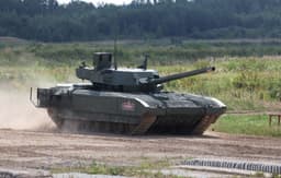 Поразит Abrams прямо в лоб: эксперт объяснил могущество танка Т-14 «Армата»
