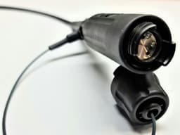 Выдерживают температуру от -60 до 75°C: «Росэлектроника» начала поставки кабелей нового поколения для мобильной спецсвязи 