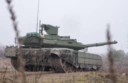 Гроза Abrams и Leopard: танк Т-90М «Прорыв» зарекомендовал себя в бою с западными машинами