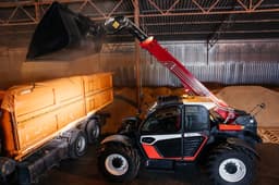 Дизельный двигатель мощностью 132 л.с.: названы преимущества телескопического погрузчика TLH 740 от «Ростсельмаша»