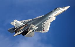 «Не слушайте скептиков»: российский истребитель Су-57 высоко оценили в США