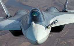 В США назвали главные отличия Су-57 от других истребителей пятого поколения: сверхзвуковая мощь
