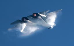 Стали известны характеристики новейшей системы связи С-111-Н для истребителей Су-57