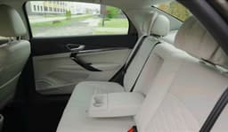 АвтоВАЗ выпустит 100 особых Lada Aura с кожаным салоном в бежевом цвете до конца года