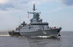 Новейший ракетный корабль «Туча» обезопасит себя с воздуха «Панцирем-М» и РЛК «Заслон»: защита от дронов