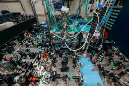 Заработал первый в России прототип 50-кубитного квантового компьютера на холодных атомах рубидия