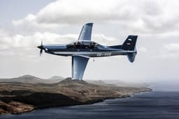 Копия западной разработки?: Российский самолет УТС-800 сравнили с австрийским DART