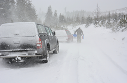 Snowy Captivity: Car Care Rules in Winter