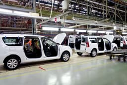 LADA Largus Significantly Cheaper in Belarus