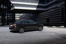 АвтоВАЗ нарастил выпуск новейших Lada Aura: но продажи пока невелики