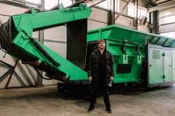 Первый в России шредер для измельчения строительного мусора создали в Приморье