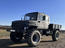 Уникальный автомобиль ГАЗ-33088 «Егерь» выставили на продажу за 2,5 миллиона рублей