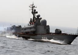Pacific Fleet's "Molniya" Missile Boat Opens Artillery Fire in the Sea of Japan Against BECs