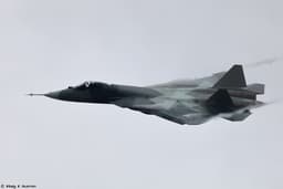 Генерал детально назвал решающие плюсы истребителя Су-57 в бою с американскими F-22 и F-35