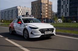 К массовому появлению беспилотных автомобилей на дорогах России готовятся в Минтрансе