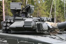 Появились детальные кадры сборки башни и корпуса танка Т-90М «Прорыв»