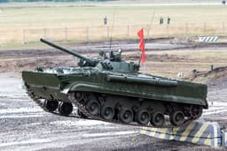 Ростех поставил военным первую в 2025 году партию БМП-3 