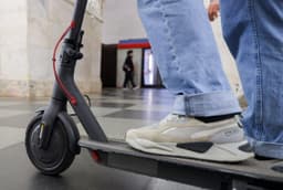 Новые правила аренды электросамокатов введут в Москве