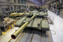 The most popular Russian T-72B3M tank received new dynamic protection