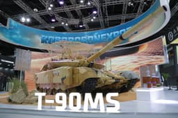 Ростех официально раскрыл компоненты защиты танка Т-90МС: установлены РЭБ и КАЗ «Арена-Э»