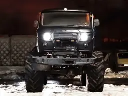 С раздаточной коробкой от БТР: гибрид «Буханки» и «Шишиги» продают в Санкт-Петербурге