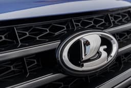 Lada обошла конкурентов и возглавила рейтинг по продажам новых автомобилей в России