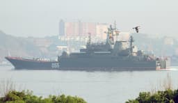 Large landing ship "Admiral Nevelskoy" landed a naval landing force in Primorye