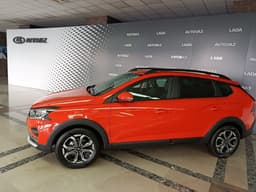 Появились кадры серийной модели Lada Iskra Cross: горячая новинка АвтоВАЗа