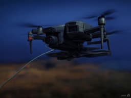 Российские военные впервые применили дроны-камикадзе на оптоволокне с тепловизорами: кадры боевой работы