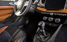 New Six-Speed "Manual" for Vesta: AvtoVAZ Addressed All Old "Ailments"