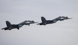 Su-30SM Fighters Perform Bombing After Su-24MR Reconnaissance: Frontline Duo Enters the Game