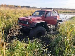 Уральский монстр-трак на базе «Нивы» с элементами Suzuki Escudo продают в Екатеринбурге