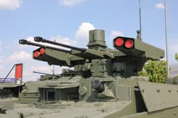 Щит и меч российской армии: раскрыты главные плюсы машины поддержки танков «Терминатор»