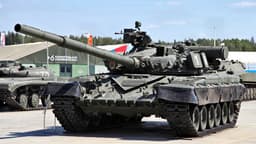 Небитый битого везет: «летающий» газотурбинный Т-80БВМ утащил за собой американский MRAP MaxxPro