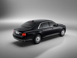 «Приятно, что российские». Руководство Госдумы пересадили с иномарок на шикарные Aurus