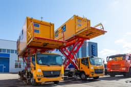 Два амбулифта на базе шасси «КамАЗ Компас-9» поставили в аэропорт Шереметьево