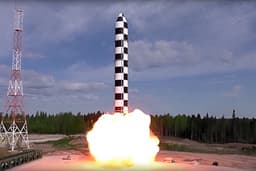 The world's most powerful missile "Sarmat": 10 warheads with a capacity of 750 kilotons will fly to the target from space