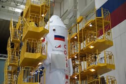 Завершилась подготовка «Союза МС-27» к запуску: космический корабль отправлен для сборки с «Ракетой Победы»