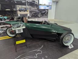 Манёвренный, компактный, динамичный: электромобиль Evera представили на выставке «Мотовесна 2025»