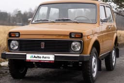 В Санкт-Петербурге продают оригинальную «Ниву» 1979 года в музейном состоянии