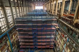 Амурский судостроительный завод вывел пятый блок дока-понтона «Амурец» на стапель