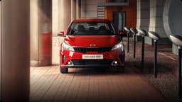 Продажи автомобилей Solaris в России выросли в девять раз за год: эксперты рассказали о причинах успеха марки