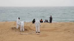 Без матов тут никак: в Анапе испытают еще одну технологию для очистки дна водоемов от мазута