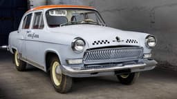 Новая жизнь «Красной шапочки»: советское такси ГАЗ-М21Т отреставрировали в Музее транспорта Москвы